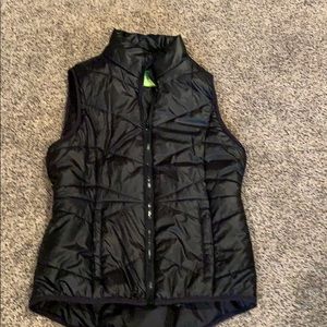 Graphic hoodie w/puffer vest